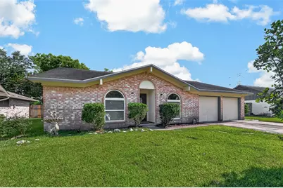 2305 Kingsway Drive, League City, TX 77573 - Photo 2