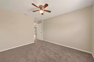 2305 Kingsway Dr, League City, TX 77573 - Photo 16
