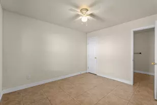11727 Downey Violet Ln, Houston, TX 77044 - Photo 16