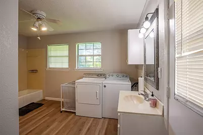 313 Camellia Avenue, Orange, TX 77630 - Photo 20