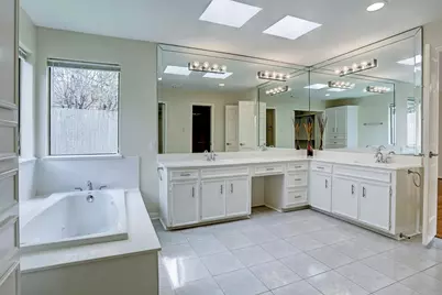 13819 Starhill Court, Houston, TX 77077 - Photo 16