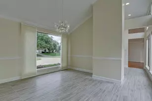 13819 Starhill Ct, Houston, TX 77077 - Photo 1