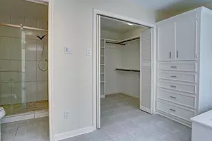 13819 Starhill Ct, Houston, TX 77077 - Photo 18
