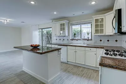 13819 Starhill Court, Houston, TX 77077 - Photo 6
