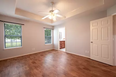 125 Golfview Drive, Conroe, TX 77356 - Photo 14