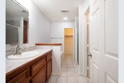 125 Golfview Drive, Conroe, TX 77356 - Photo 16