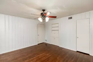 2465 Gladys St, Beaumont, TX 77702 - Photo 32