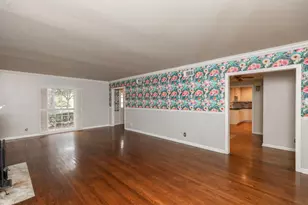 2465 Gladys St, Beaumont, TX 77702 - Photo 8