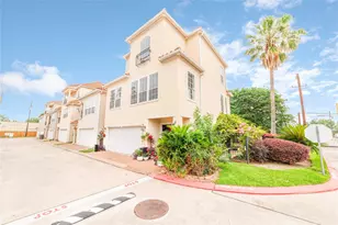 6035 N Arrowana Ln, Houston, TX 77036 - Photo 2