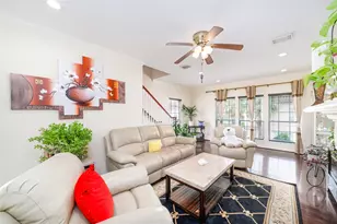 6035 N Arrowana Ln, Houston, TX 77036 - Photo 6