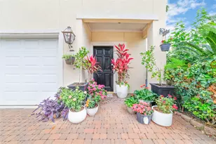 6035 N Arrowana Ln, Houston, TX 77036 - Photo 4