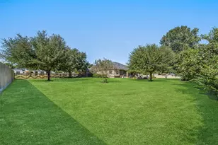 22114 Meadowhurst Circle E, Tomball, TX 77377 - Photo 36