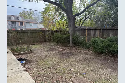 15518 Heritage Country Court, Friendswood, TX 77546 - Photo 4
