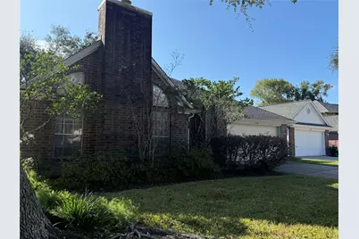 15518 Heritage Country Court, Friendswood, TX 77546 - Photo 8