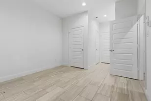 2709 Clinton Dr, Houston, TX 77020 - Photo 4