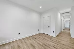 316 Clearwater St, Houston, TX 77029 - Photo 8