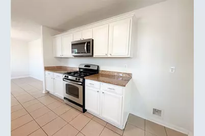 6831 Stratford Park Drive, Houston, TX 77084 - Photo 10