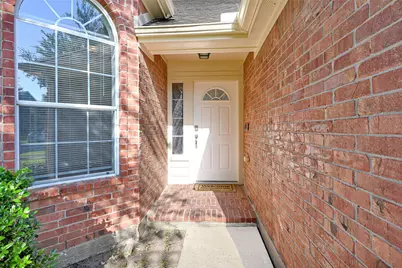 4014 Redwood Arbor Lane, Fresno, TX 77545 - Photo 2