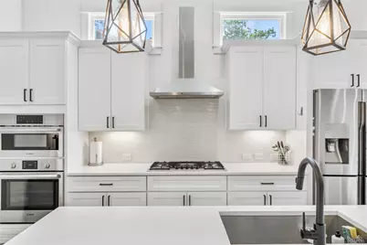 620 E 26th Street, Houston, TX 77008 - Photo 6