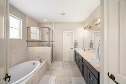 2423 Beall Street, Houston, TX 77008 - Photo 24