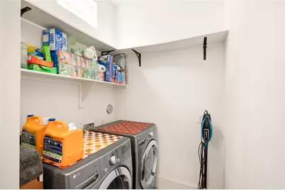 2423 Beall Street, Houston, TX 77008 - Photo 14