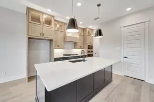 16021 Hayes Pk Dr, Houston, TX 77079 - Photo 18