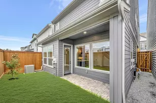 16021 Hayes Pk Dr, Houston, TX 77079 - Photo 2