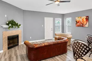 2403 Orchard Run, Fresno, TX 77545 - Photo 2