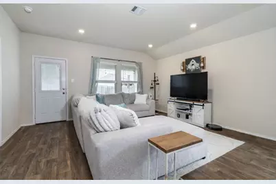 113 Blanco Drive, Huntsville, TX 77340 - Photo 12