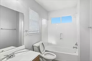 3430 Princeton Point Ct, Houston, TX 77047 - Photo 12