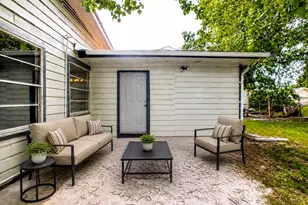 419 E 42nd St, Houston, TX 77022 - Photo 14