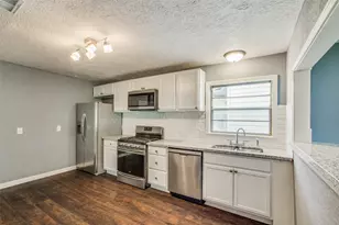 419 E 42nd St, Houston, TX 77022 - Photo 24