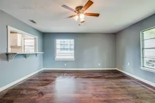 419 E 42nd St, Houston, TX 77022 - Photo 6