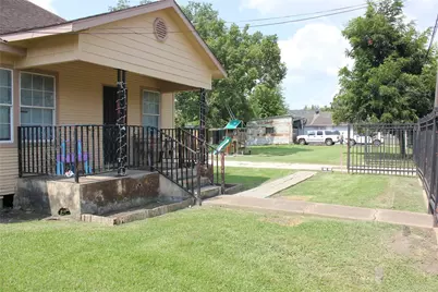 7926 Mendez Street, Houston, TX 77029 - Photo 14