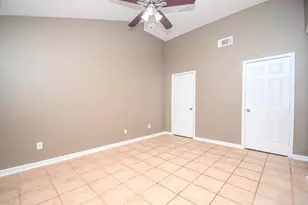 12638 Copper Mill Dr, Houston, TX 77070 - Photo 14