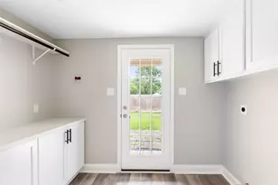 1005 N Main St, Dayton, TX 77535 - Photo 14