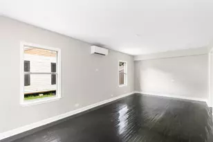 1005 N Main St, Dayton, TX 77535 - Photo 2