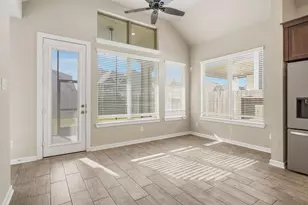 1227 Carswell Grove Dr, Missouri City, TX 77459 - Photo 8