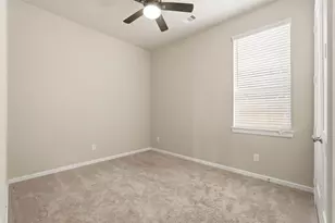 1227 Carswell Grove Dr, Missouri City, TX 77459 - Photo 12