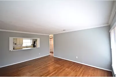 5237 Maple Street, Bellaire, TX 77401 - Photo 6