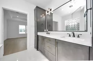 929 Fisher St, Houston, TX 77018 - Photo 22