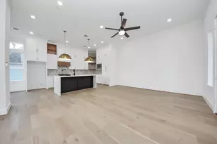 929 Fisher St, Houston, TX 77018 - Photo 6