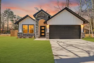 604 Jefferson Ave, Cleveland, TX 77327 - Photo 2