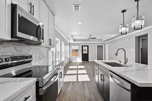 604 Jefferson Ave, Cleveland, TX 77327 - Photo 12