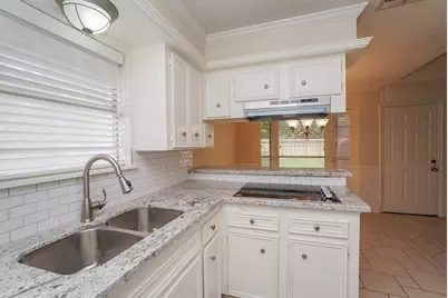 10639 Tenneta Drive, Houston, TX 77099 - Photo 16