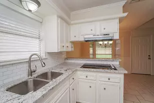 10639 Tenneta Dr, Houston, TX 77099 - Photo 16