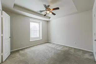 8031 Fisher Glen Ln, Houston, TX 77072 - Photo 14