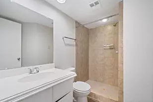 7700 Creekbend Dr, Houston, TX 77071 - Photo 12