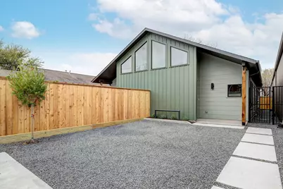 1717 Airline Drive #B, Houston, TX 77009 - Photo 1