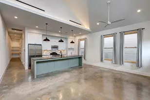 1717 Airline Dr, Houston, TX 77009 - Photo 6